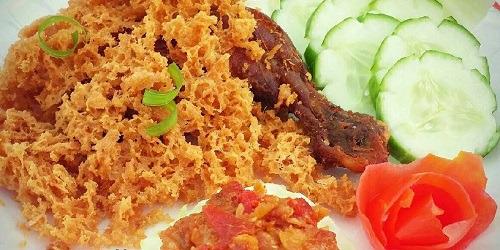 Rasa Warung Tiara: Kenikmatan Kuliner yang Menghiasi Kubangkangkung